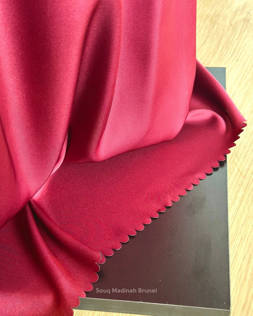 TT Humaira : Barn Red8