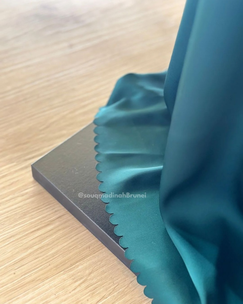 TT Humaira : Emerald8