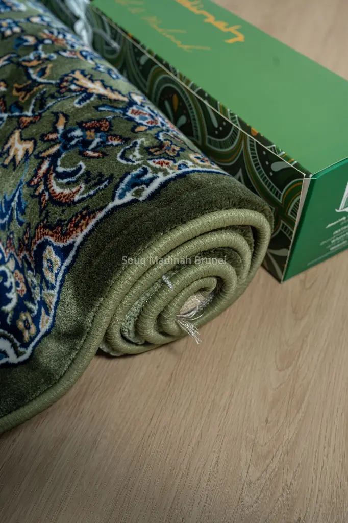 Green - 04.webp