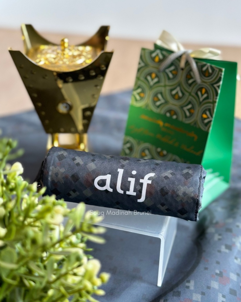 UST Alif 97 5