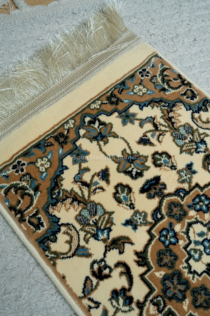 Mini Sejadah Haram Rug 8mm : Cream