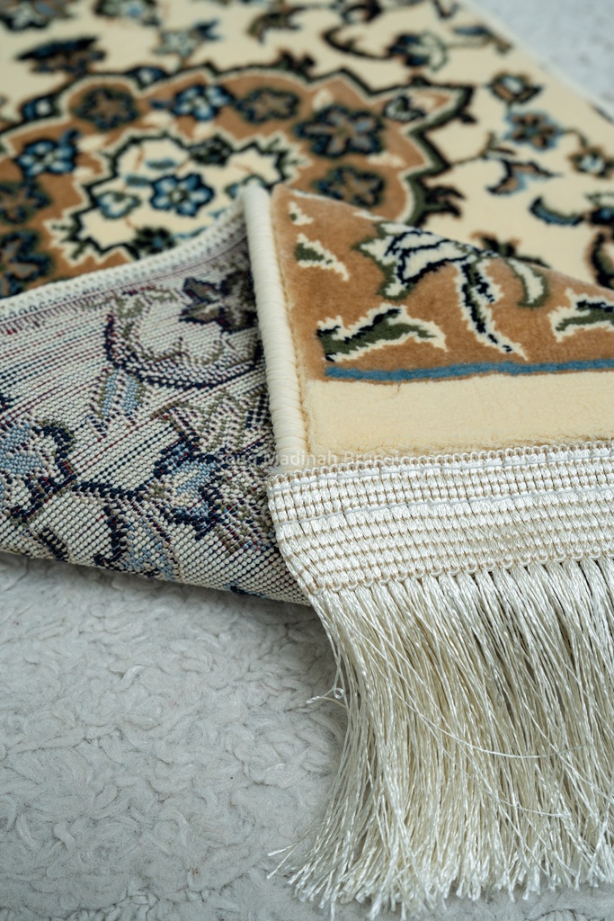 Mini Sejadah Haram Rug 8mm : Cream
