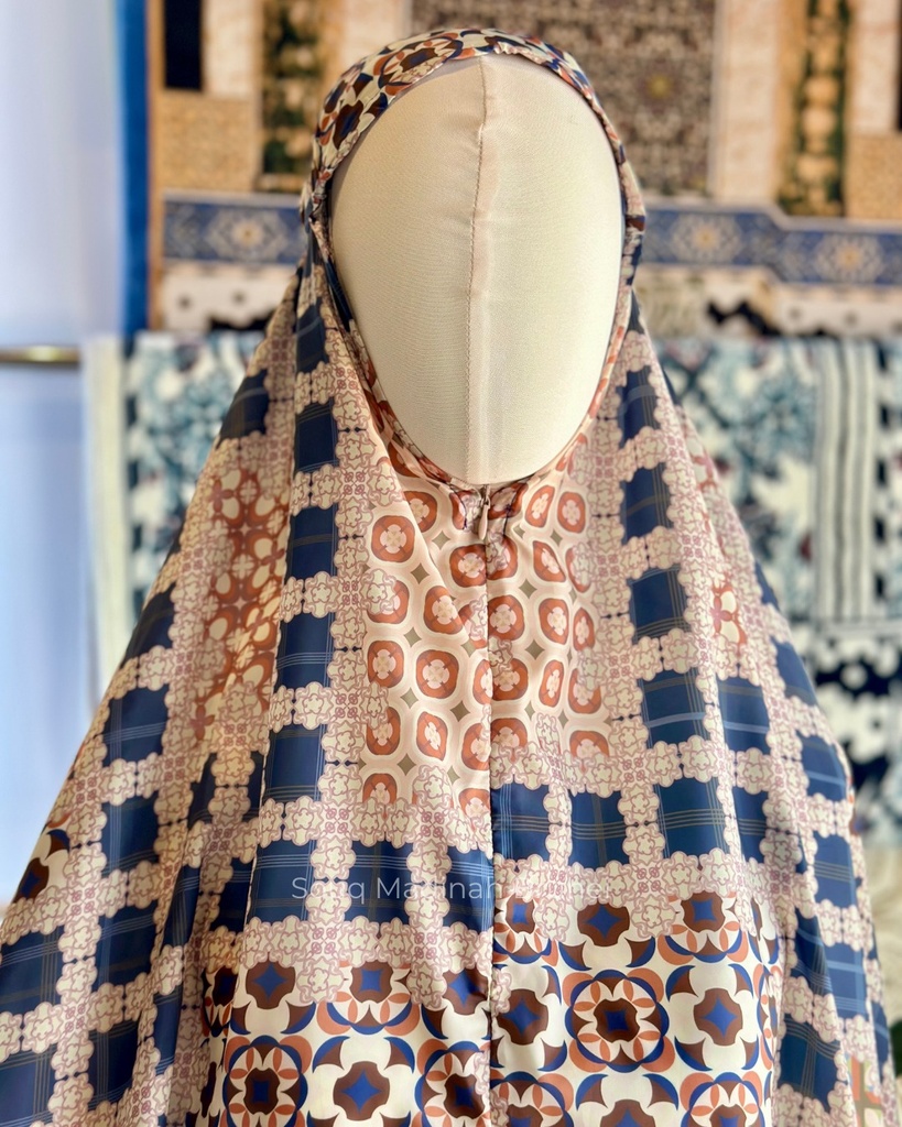TT Alif Motif : Kinanti
