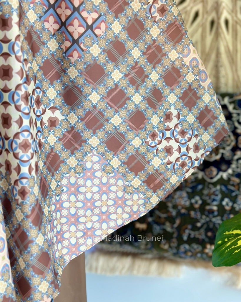TT Alif Motif : Laksmi