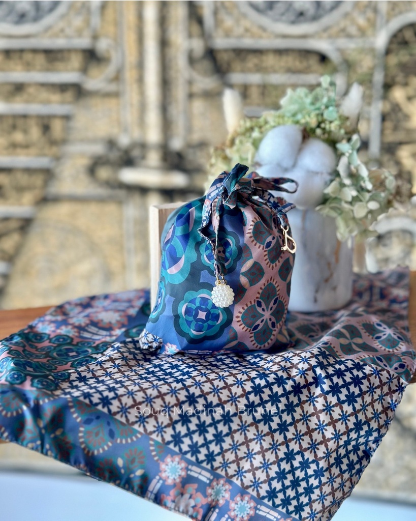 TT Alif Motif : Sasmaya