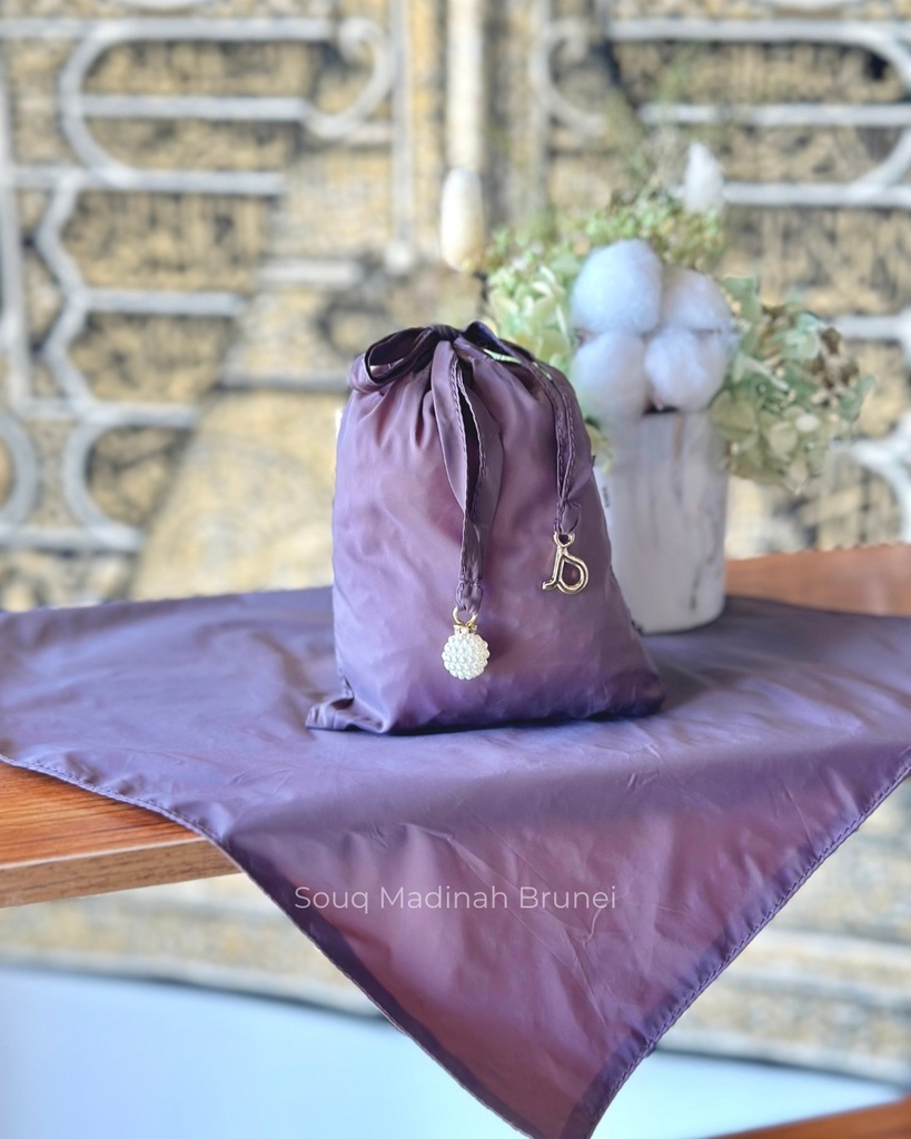 TT Alif Plain : Grape Compote