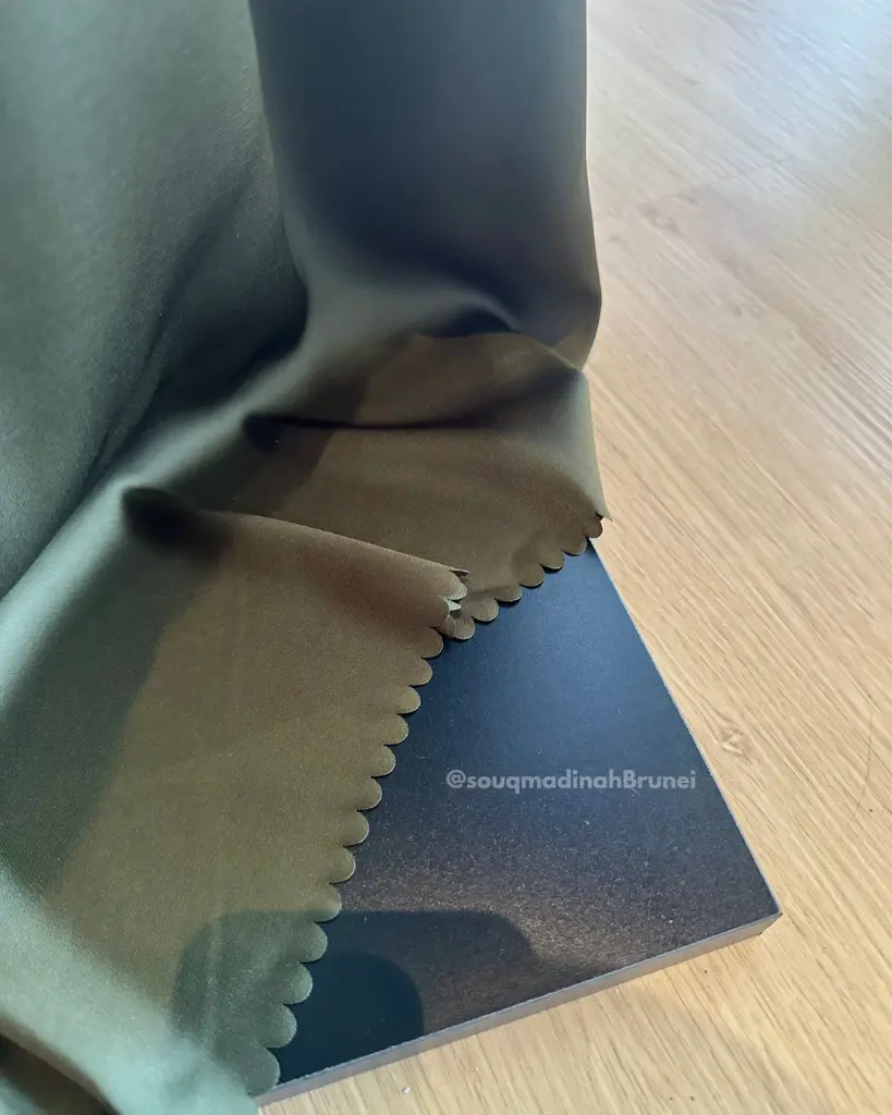 Army Green - 09.webp