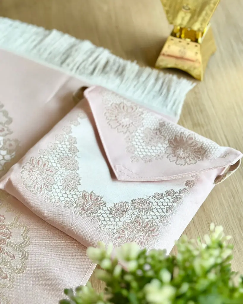 Soft Pink - 05.webp