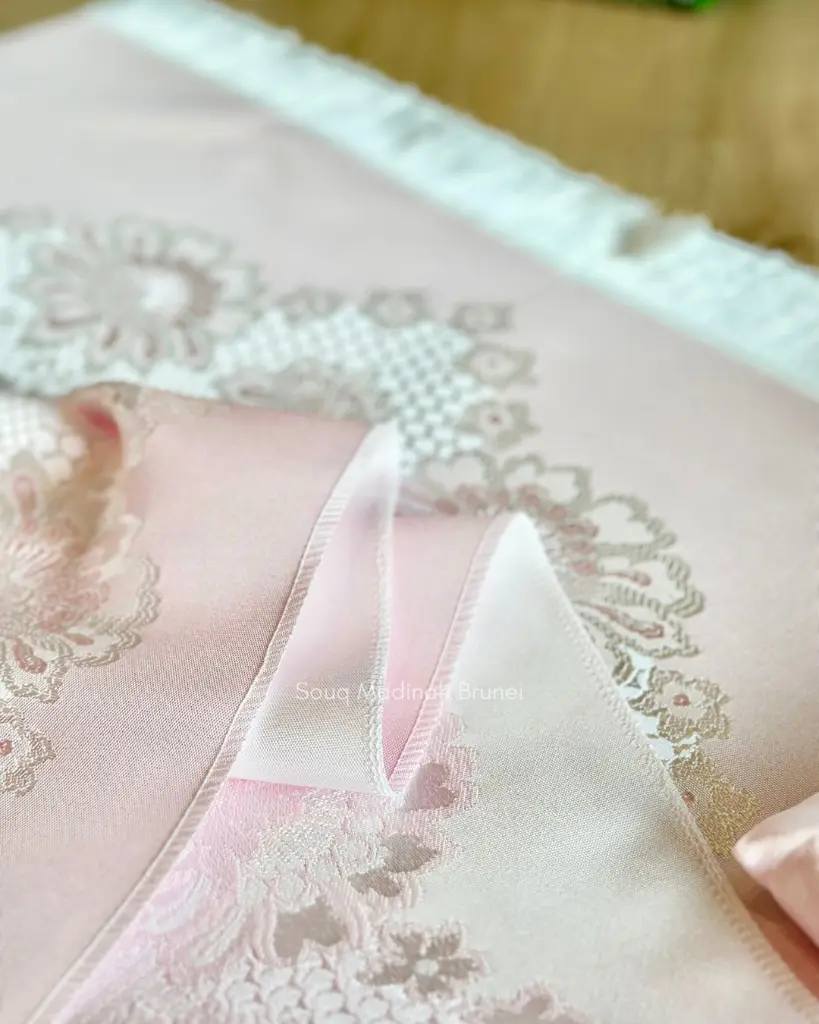 Soft Pink - 04.webp