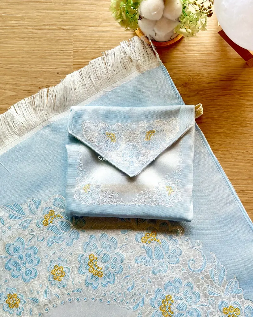 Light Blue - 05.webp