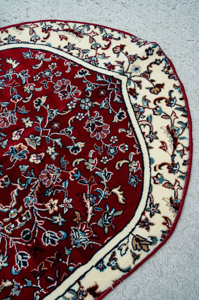 Maroon - 02.webp