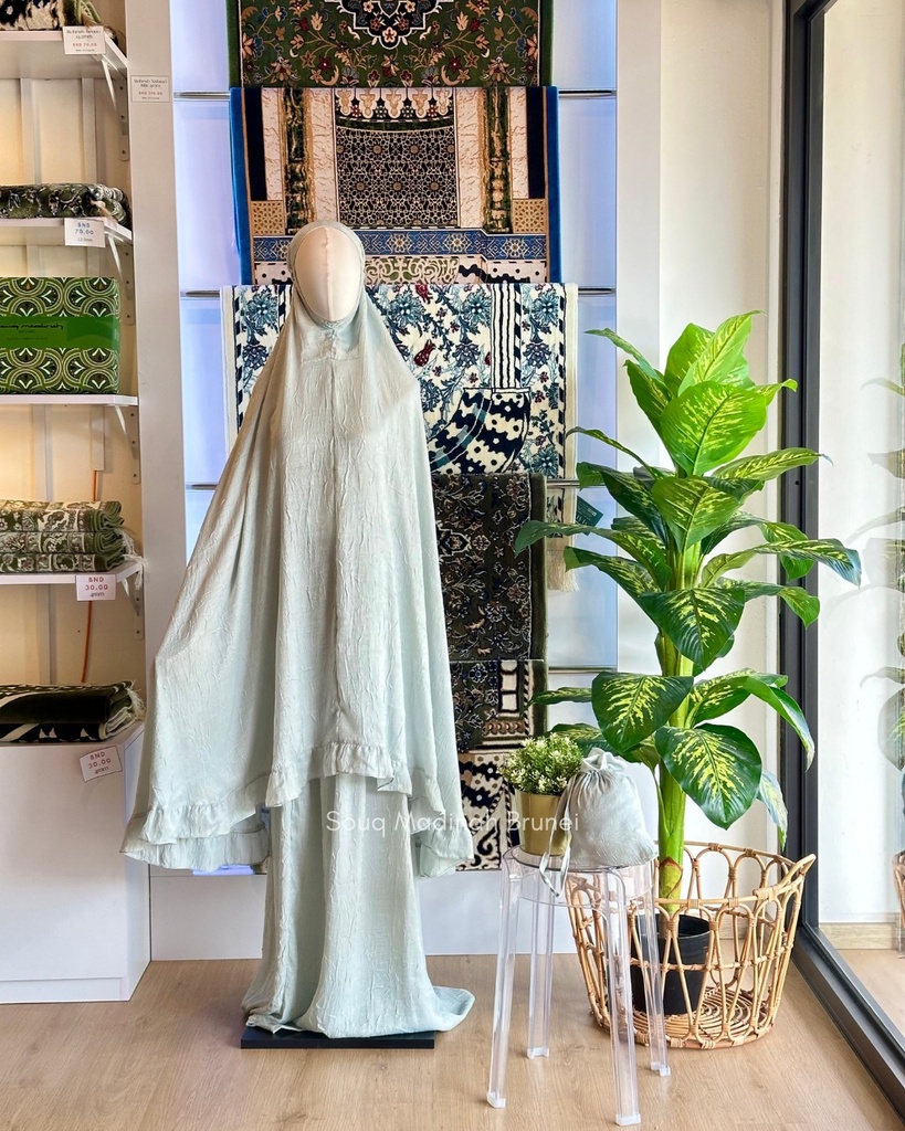 TT Rianti : Aqua Smoke1