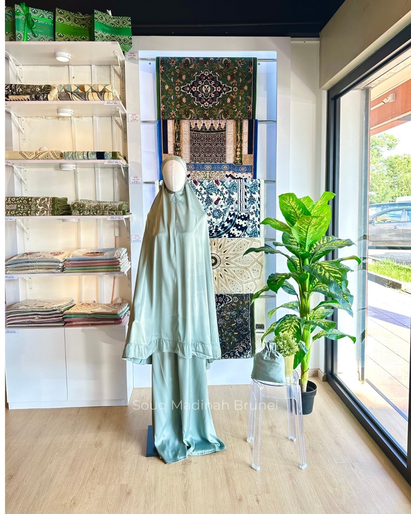 TT Humaira Premium : Laurel Green1