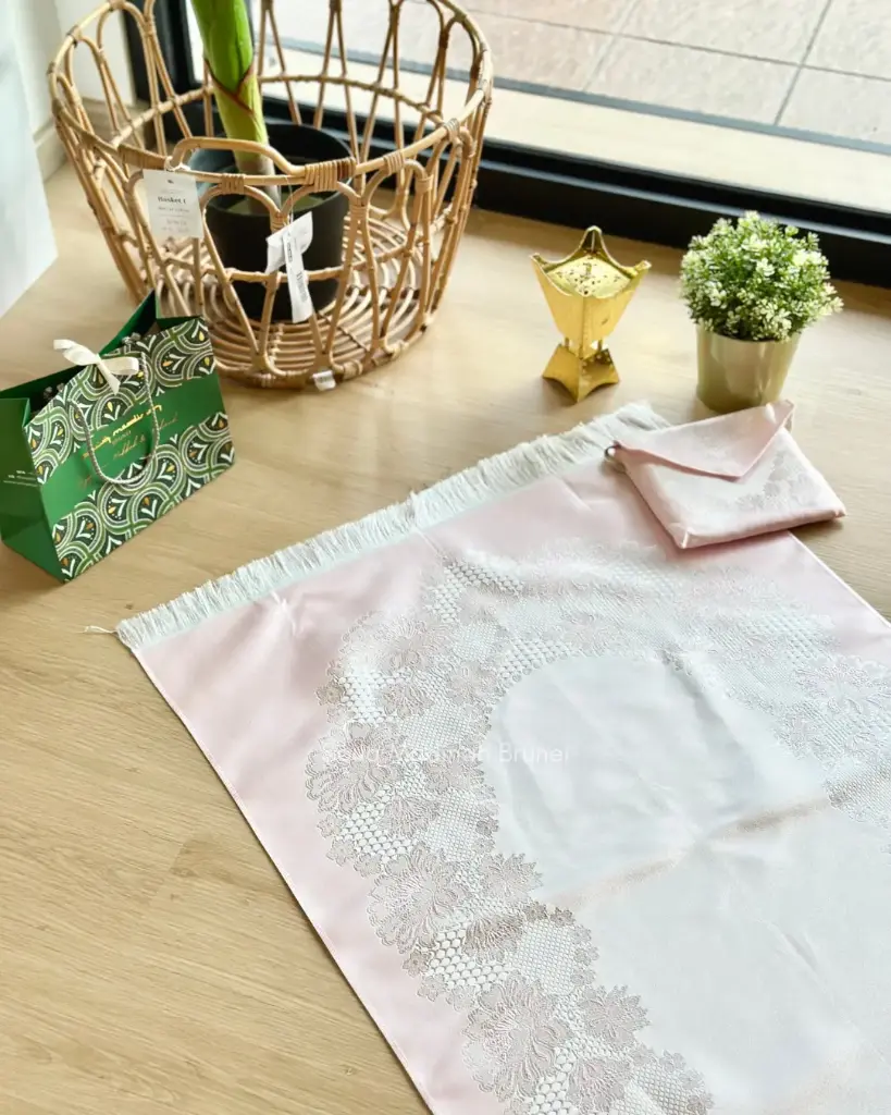 ST 0924-02 : Soft Pink