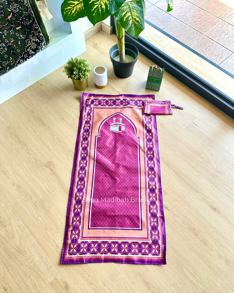 UST Lutfiyya : 27