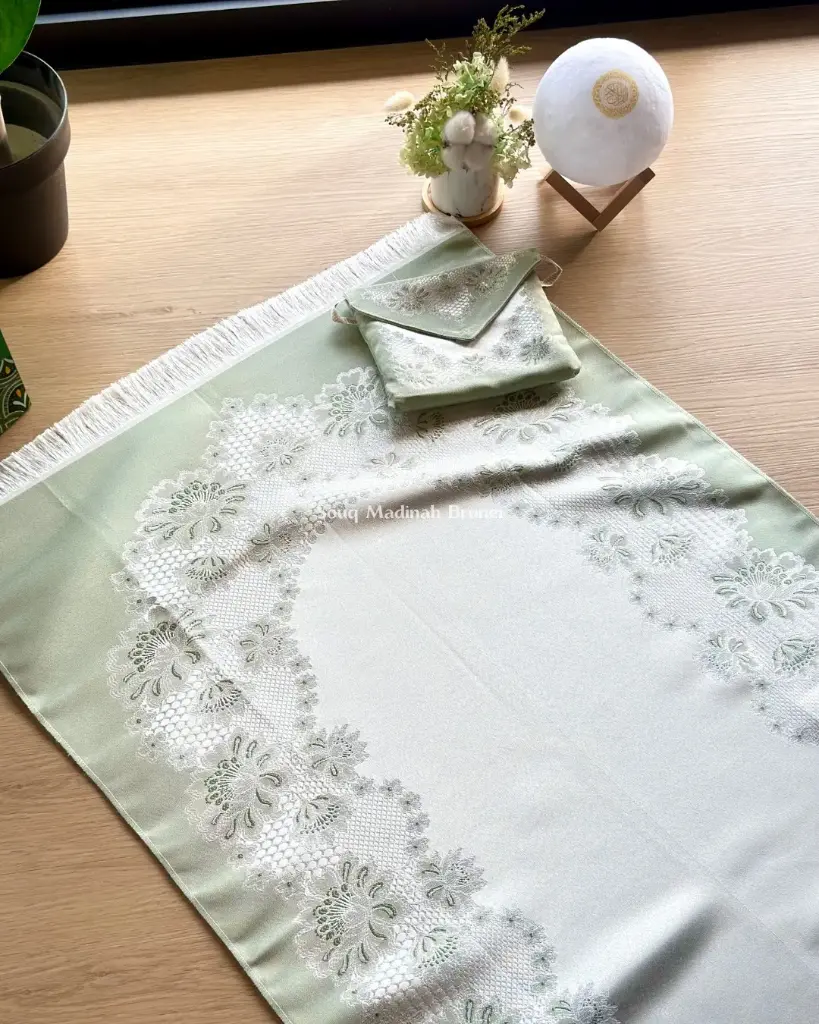 ST 0924-02 : Green