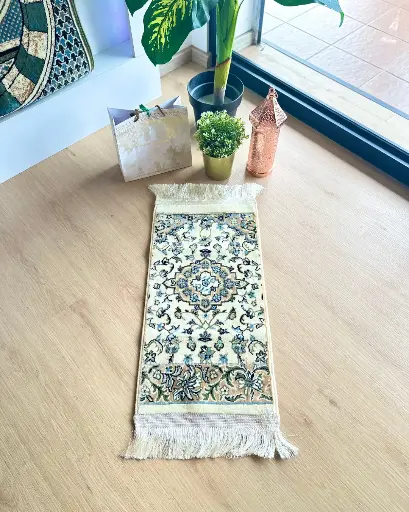 Mini Sejadah Haram Rug 8mm : Cream